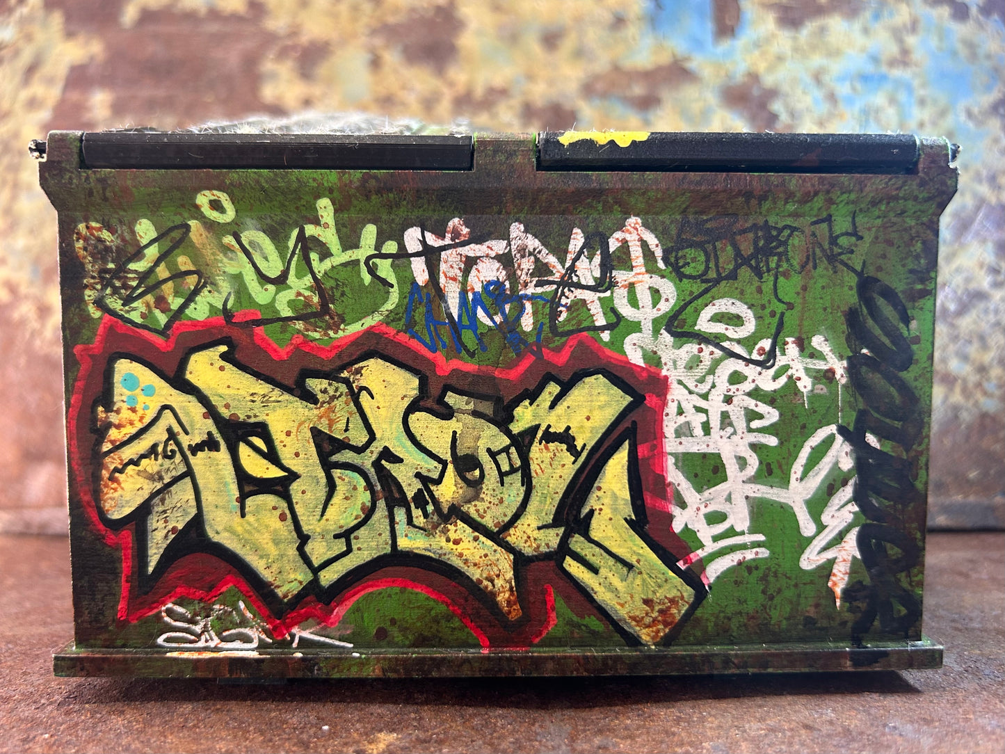 URBAN GRIT MINUATURE DUMPSTER