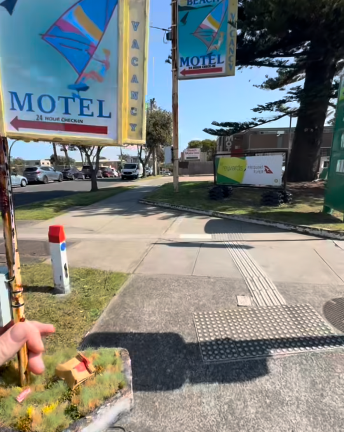 Beach Motel - Frankston ( miniature sign)