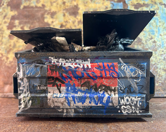 URBAN GRIT MINUATURE DUMPSTER