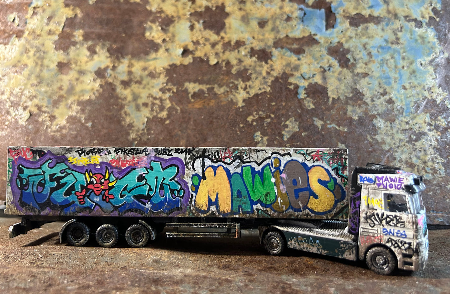Bunnings Graffiti Art Model Truck