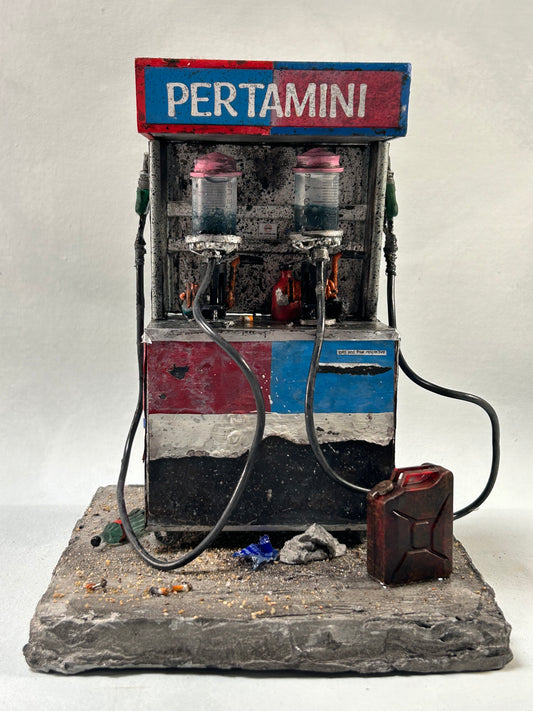Miniature Pertamini Petrol Pump